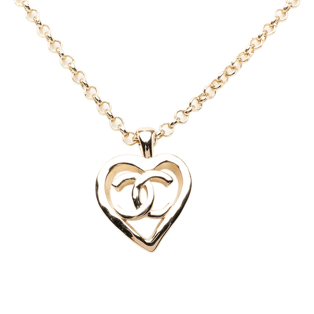 Pre-Loved Chanel CC Gold Plated Heart Pendant Necklace - Picture 2 of 5